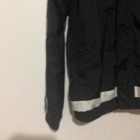 ADIDAS BLACK PUFFER HOODY JACKET BOY SIZE M - Picture 3 of 11